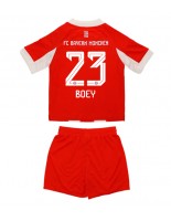 Bayern Munich Sacha Boey #23 Kotipaita Lasten 2025-26 Lyhythihainen (+ shortsit)